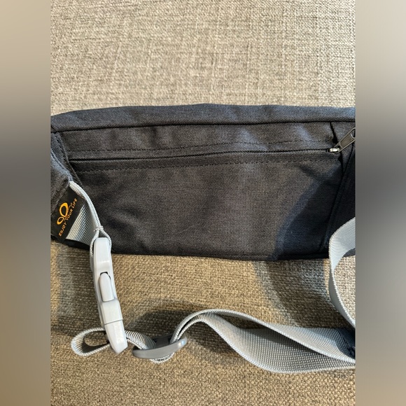 Waterfly Fanny Pack Waist Bag - Picture 5 of 6